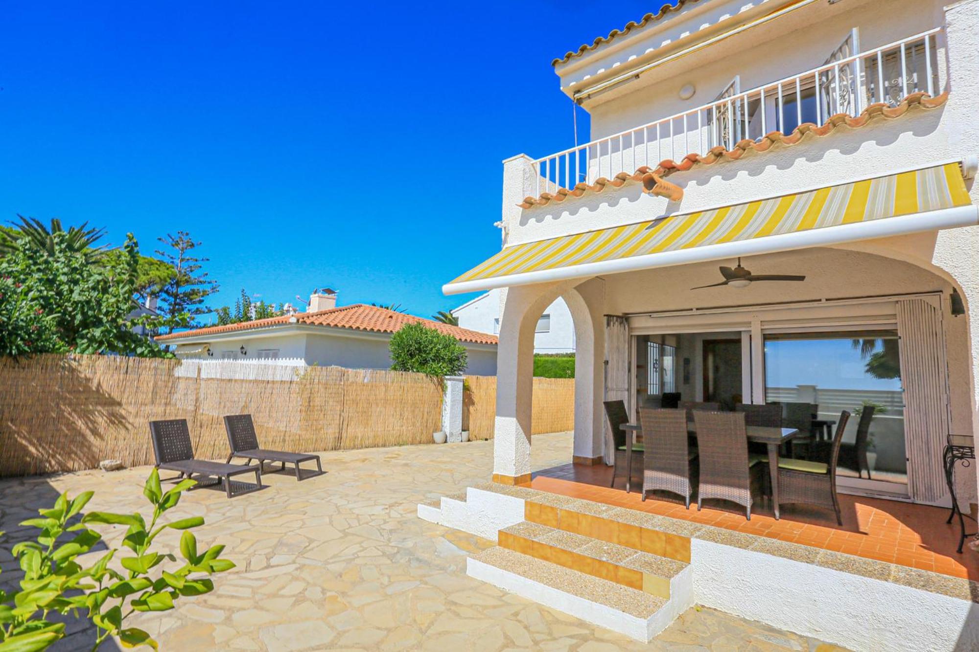 Villa Laura II - Only Families Cambrils Bagian luar foto